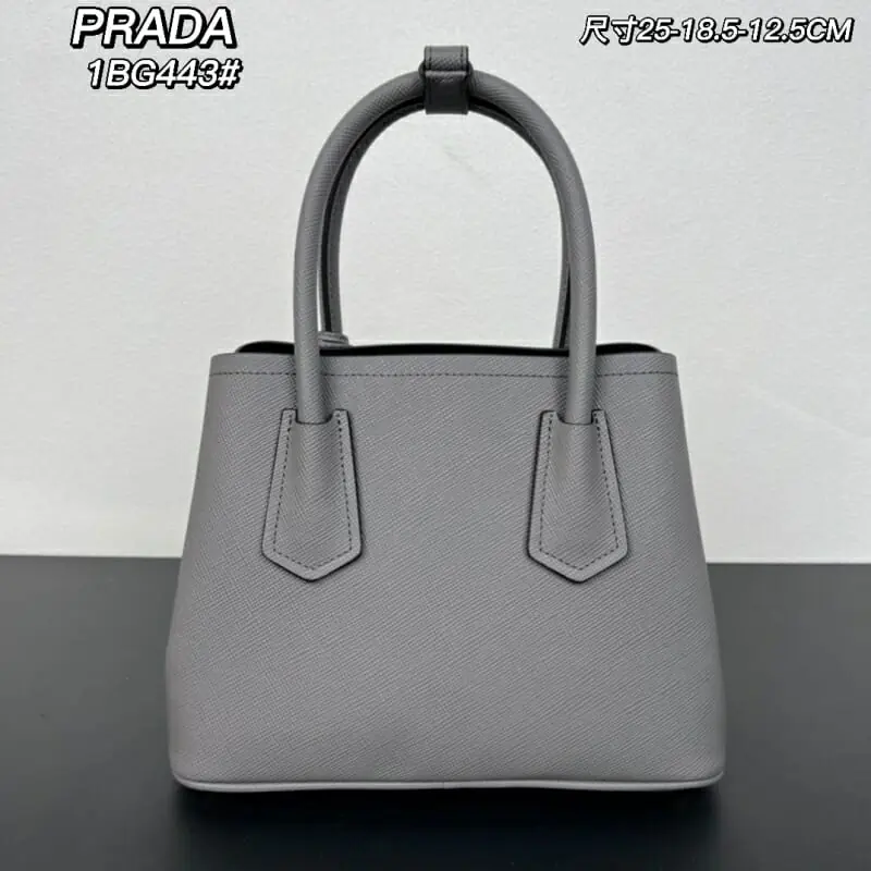 prada aaa qualite sac a main  pour femme s_122a6532